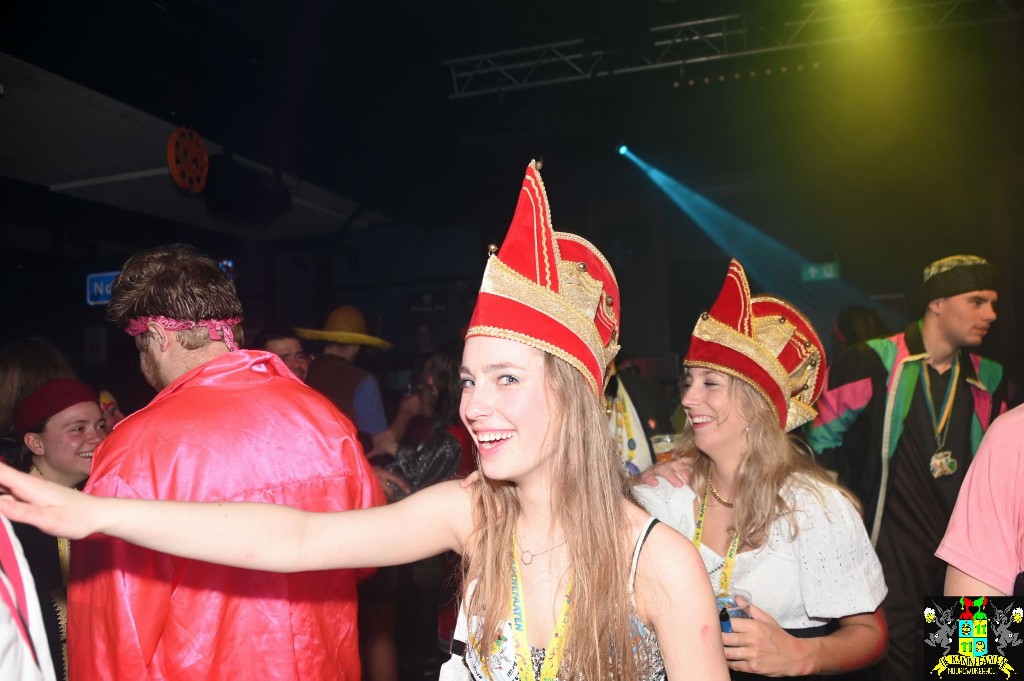 ../Images/Het feest der gladiatoren 477.jpg